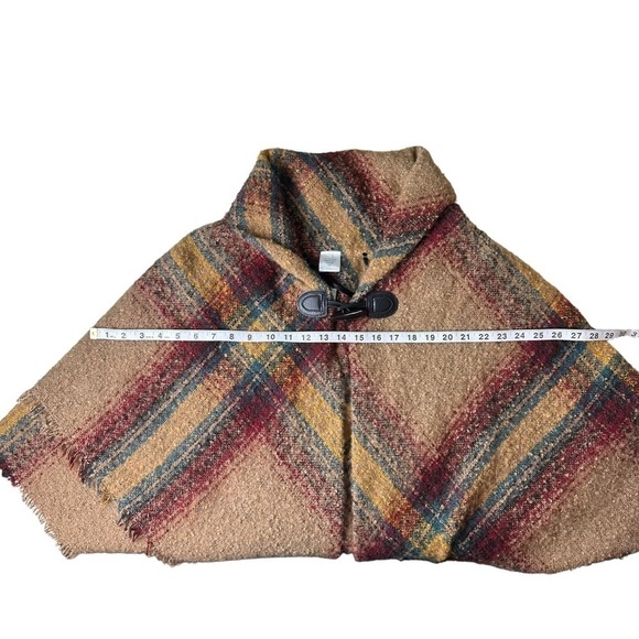NWT New Directions Plaid Toggle Wrap Poncho - Picture 6 of 6